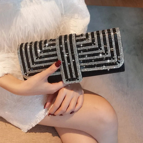 "Sparkling Rhinestone Evening Clutch: Perfect for Parties and Weddings"